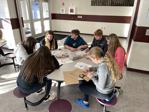 8th Grade: Meals on Wheels Bags 2021