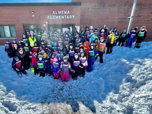 Amazing Monstessorski Skiiers!